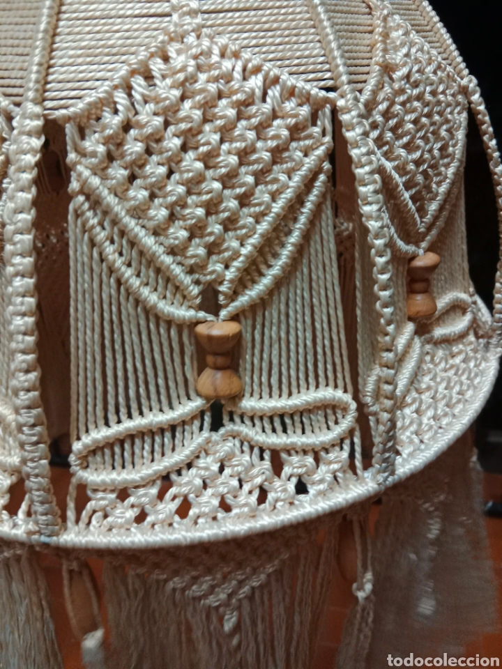 Vintage: L&aacute;mpara de macram&eacute; - material perl&eacute; - Foto 6