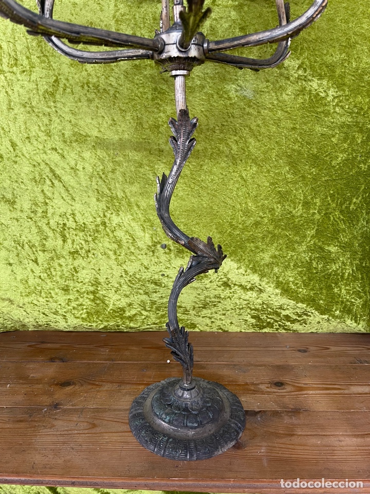 Vintage: Candelabro sobre mesa - Foto 3
