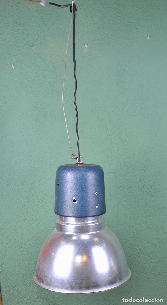 Vintage: Foco industrial azul y cromado - Foto 3