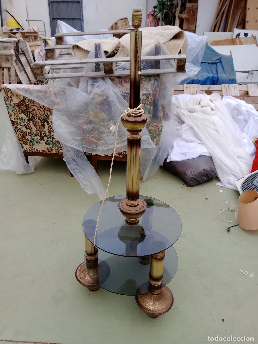 Vintage: lampara de pie con mesa de cristal - Foto 1