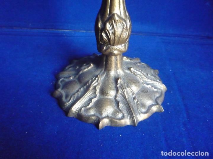 Vintage: CANDELABRO BRONCE CON PRISMAS CRISTAL - Foto 3