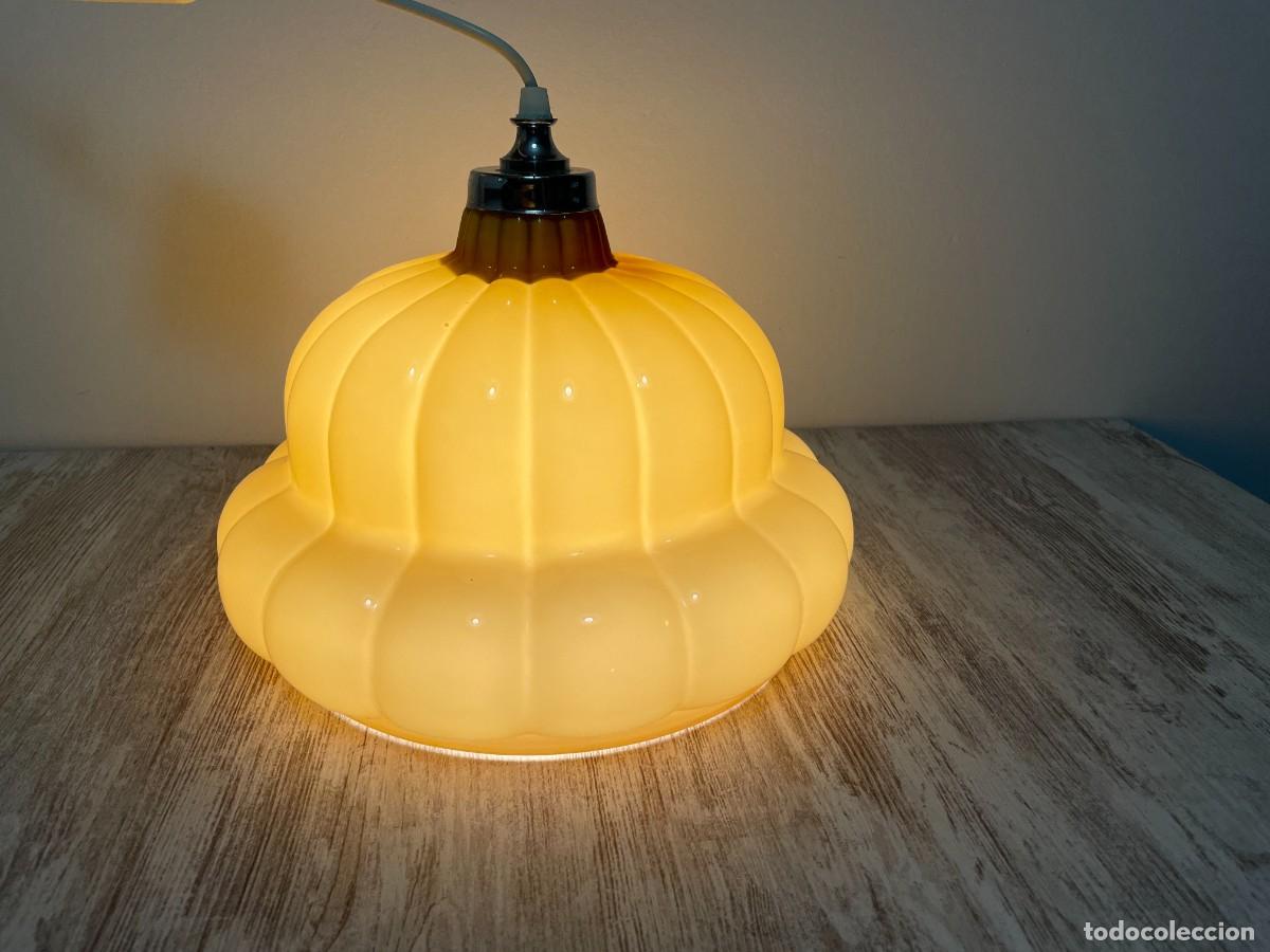 Vintage: LAMPARA TECHO OPALINA COLOR AMARILLO-MOSTAZA - Foto 3