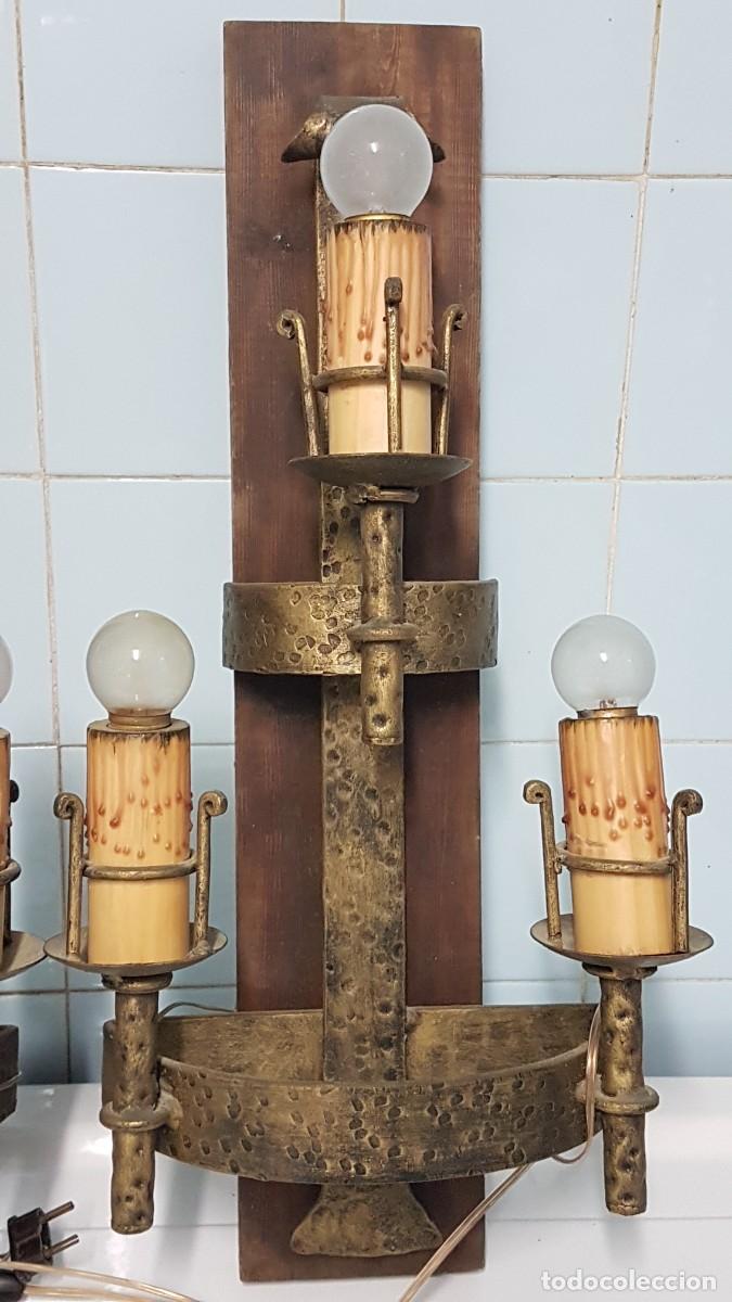 Vintage: PPAREJA APLIQUES DE PARED HIERRO Y MADERA FUNCIONAN - Foto 3