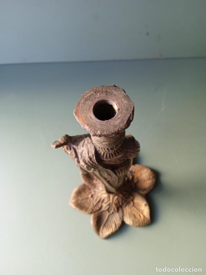Vintage: PIE DE LAMPARITA DE BRONCE O LATON - Foto 3