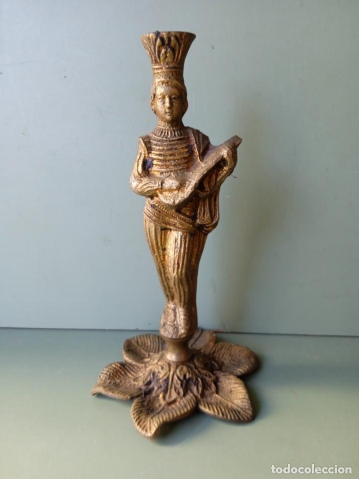 Vintage: PIE DE LAMPARITA DE BRONCE O LATON - Foto 1