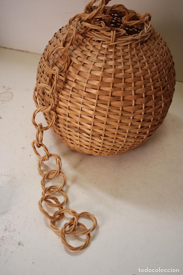 Vintage: lampara de techo de mimbre - Foto 3