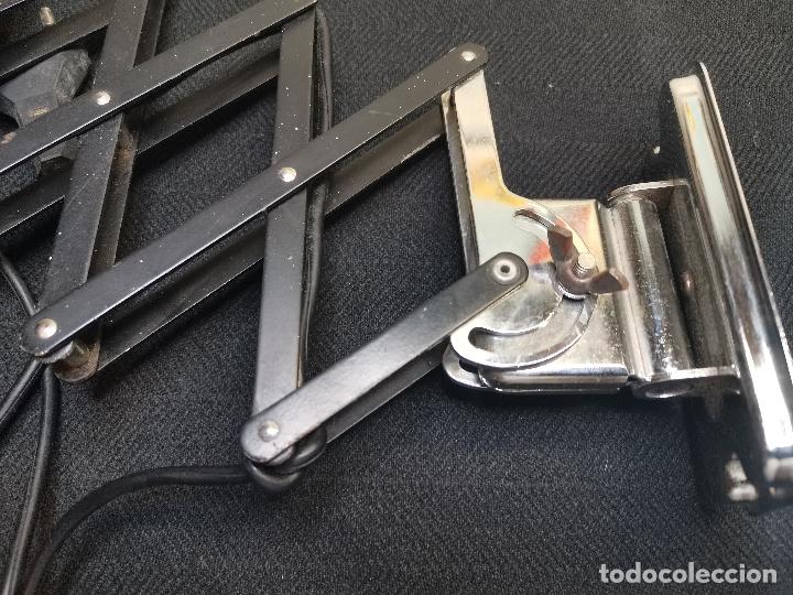 Vintage: VIEJO FLEXO DE TIJERA INDUSTRIAL - Foto 3
