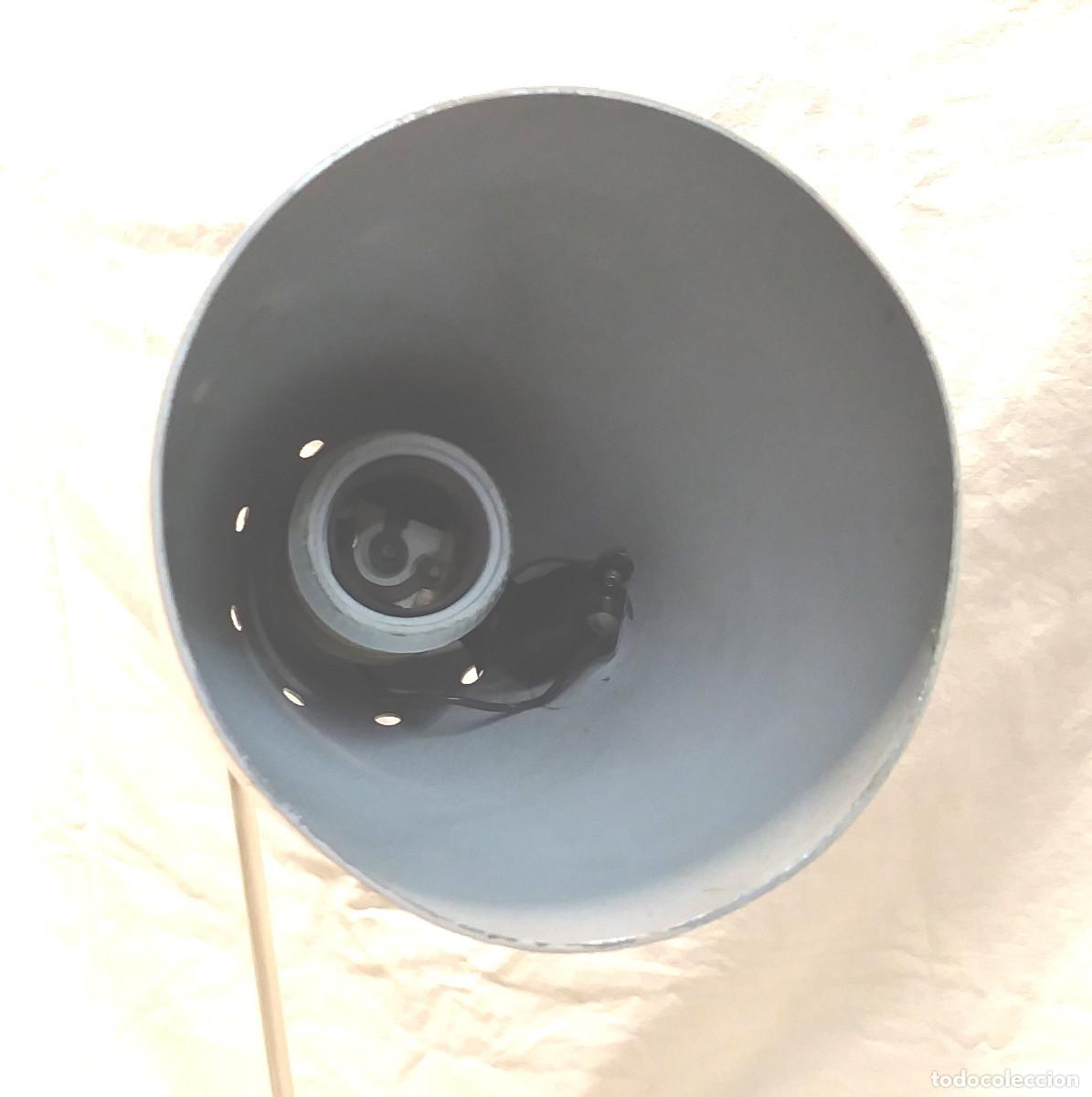 Vintage: Plexo Sobremesa Hierro, Basculante Base y Brazo direccionable - Foto 3