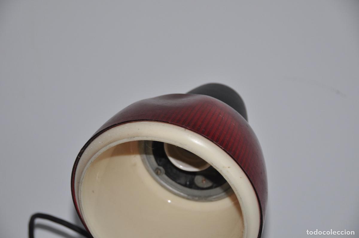 Vintage: Flexo plastico rojo y blanco para restaurar - Foto 5