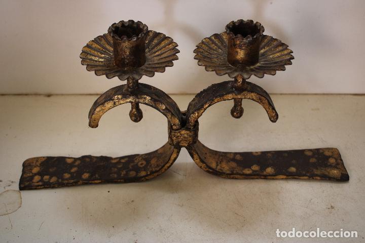 Vintage: candelabro de forja dorada - Foto 2