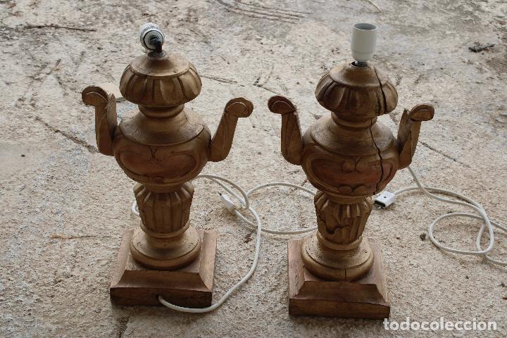 Vintage: pareja de lamparas de madera dorada - Foto 2