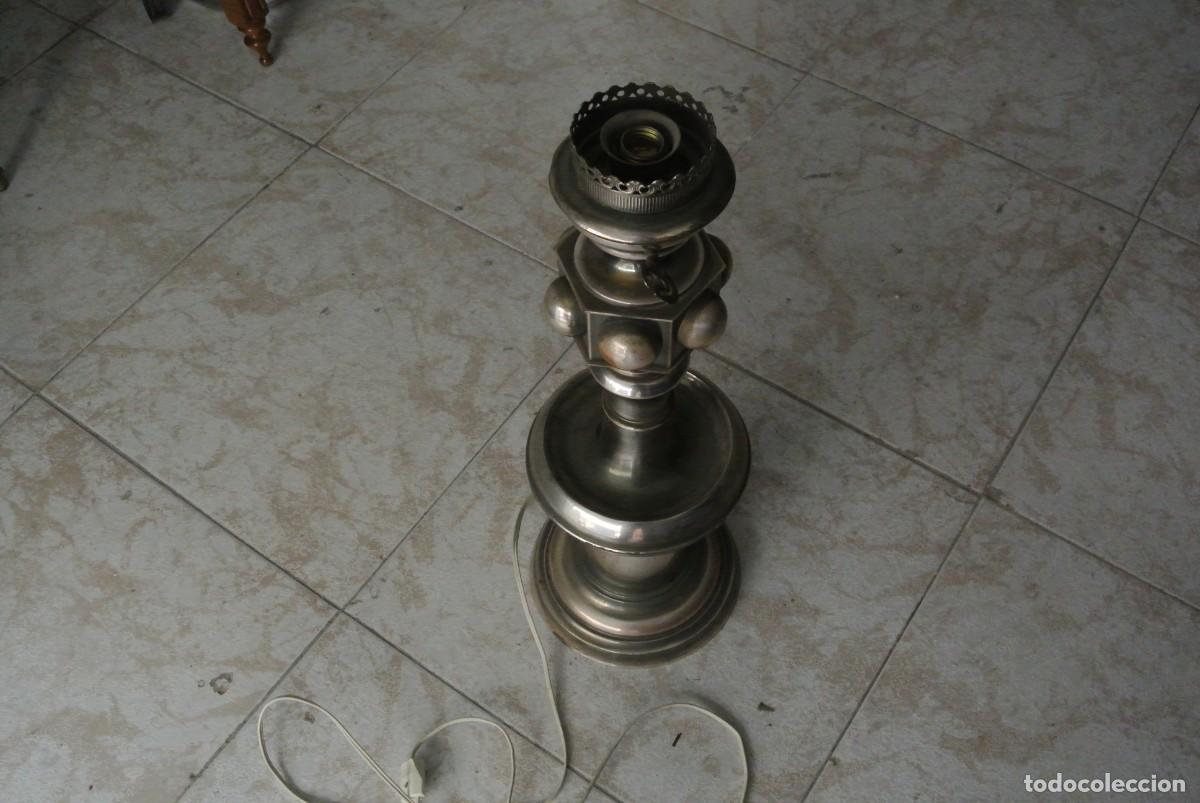 Vintage: LAMPARA DE MESA PLATEADA - Foto 1
