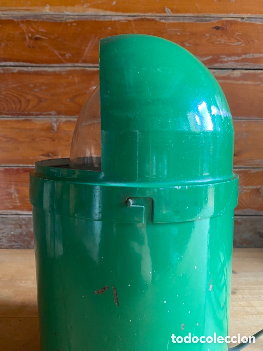 Vintage: L&aacute;mpara de mesa industrial lacada verde - Foto 4