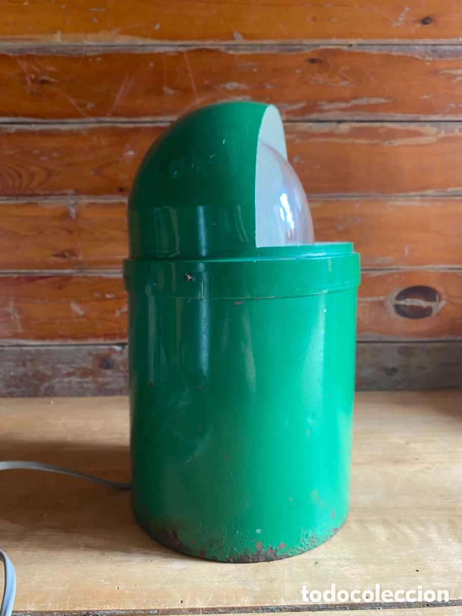 Vintage: L&aacute;mpara de mesa industrial lacada verde - Foto 17