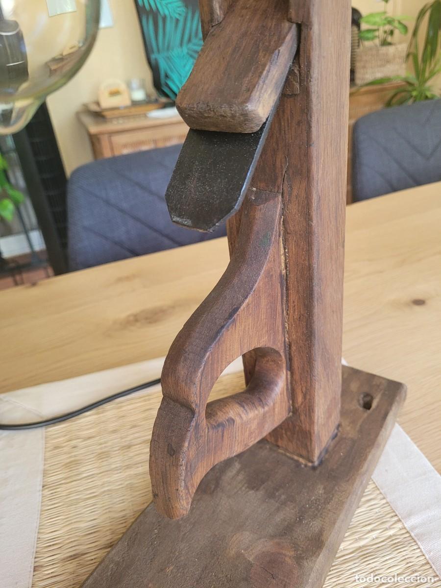 Vintage: L&aacute;mpara Madera con cepillo de carpintero muy antiguo - Foto 5