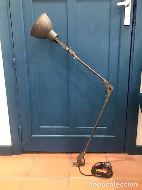 Vintage: L&aacute;mpara de pared industrial antigua - Foto 2
