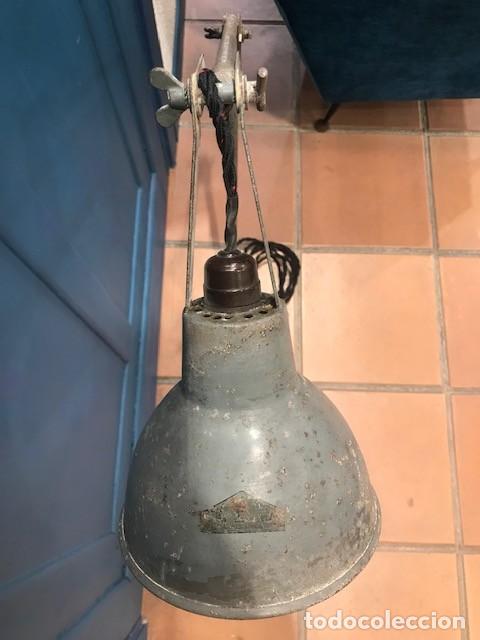 Vintage: L&aacute;mpara de pared industrial antigua - Foto 4