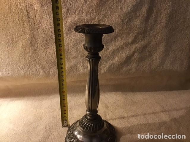 Vintage: CANDELABRO PLATEADO. Vintage - Foto 2