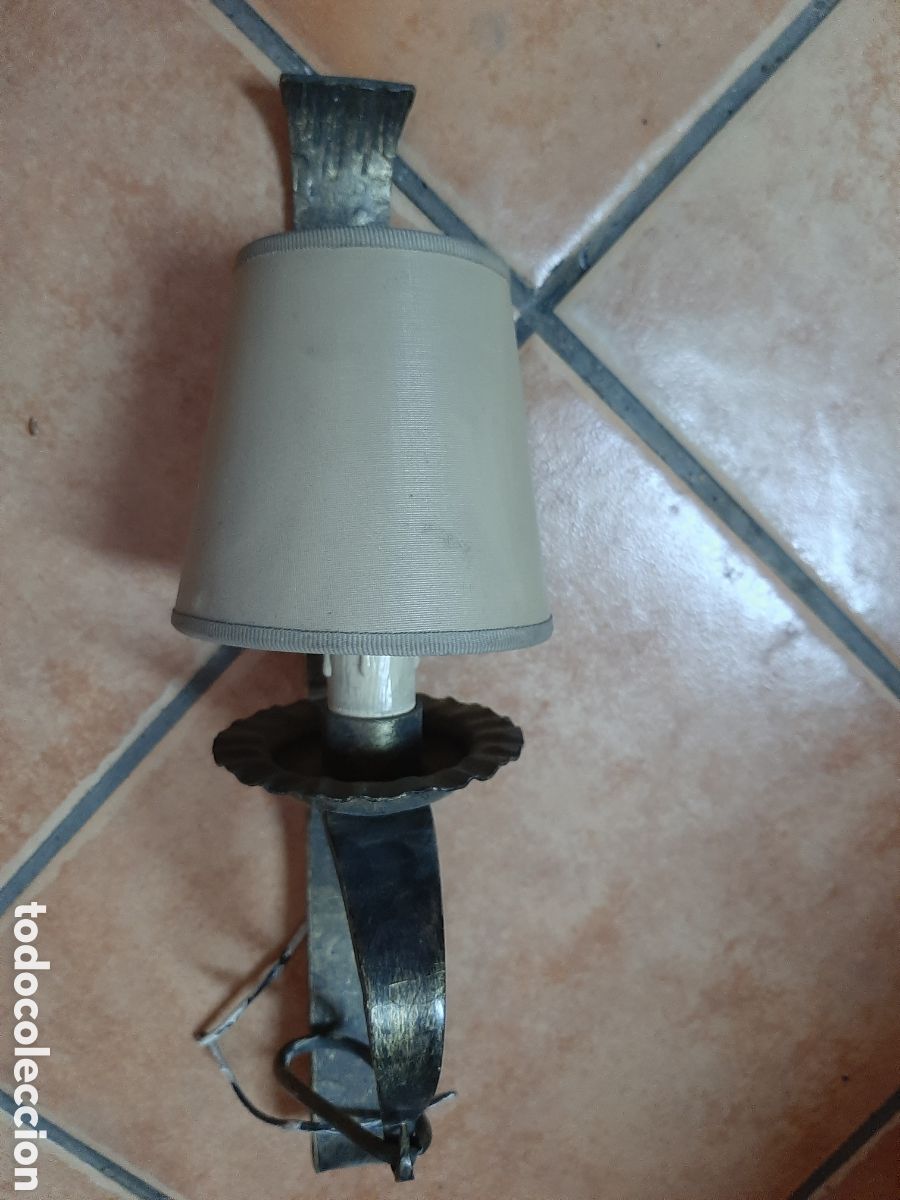 Vintage: PAREJA DE APLIQUES LAMPARA DE FORJA. - Foto 3