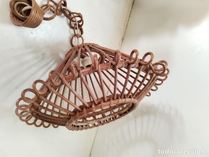 Vintage: lampara de techo de mimbre - Foto 1