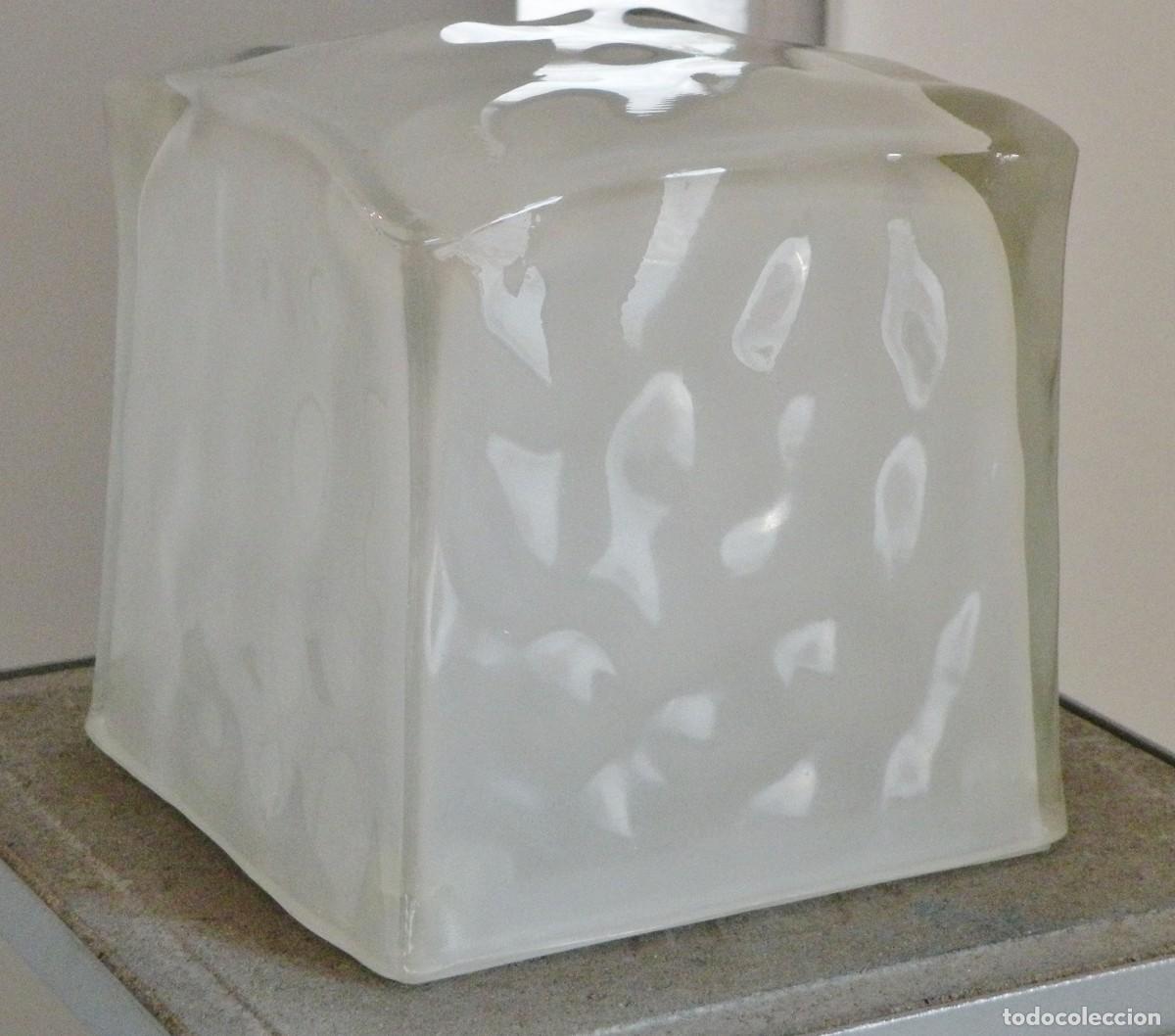 Vintage: LAMPARA DE AMBIENTE DE CRISTAL CON FORMA DE CUBO - Foto 1