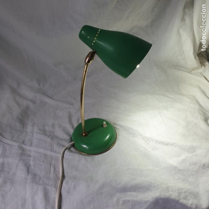 Vintage: MUY ANTIGUA LAMPARA FLEXO DE CHAPA - Foto 3