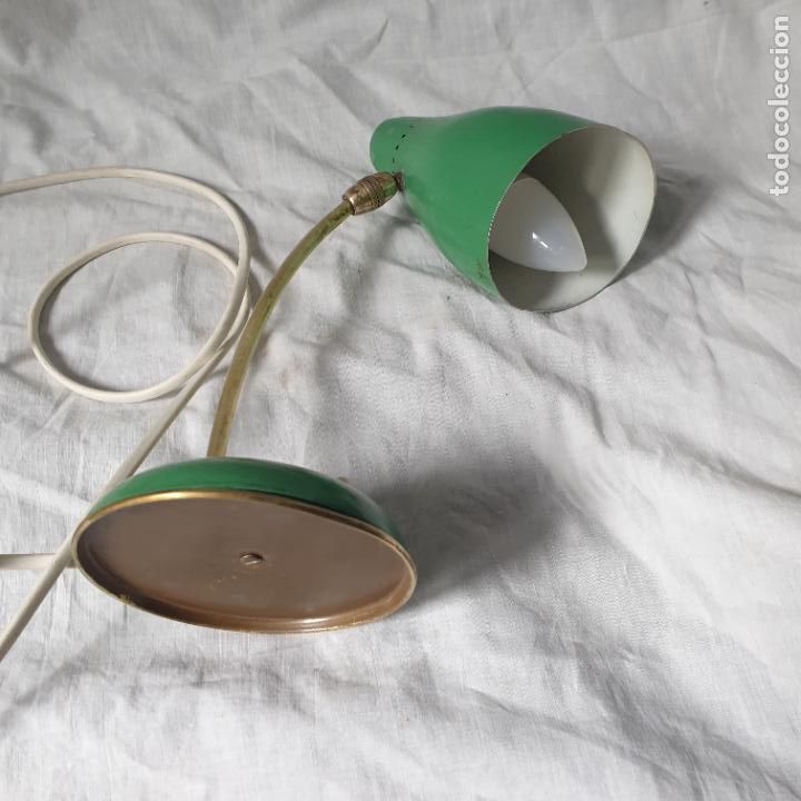 Vintage: MUY ANTIGUA LAMPARA FLEXO DE CHAPA - Foto 4