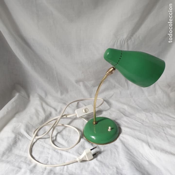 Vintage: MUY ANTIGUA LAMPARA FLEXO DE CHAPA - Foto 1