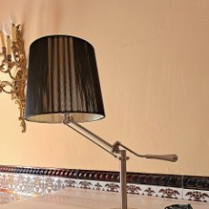 Vintage: LAMPARA DE MESA EN PERFECTO ESTADO, CASI SIN USO