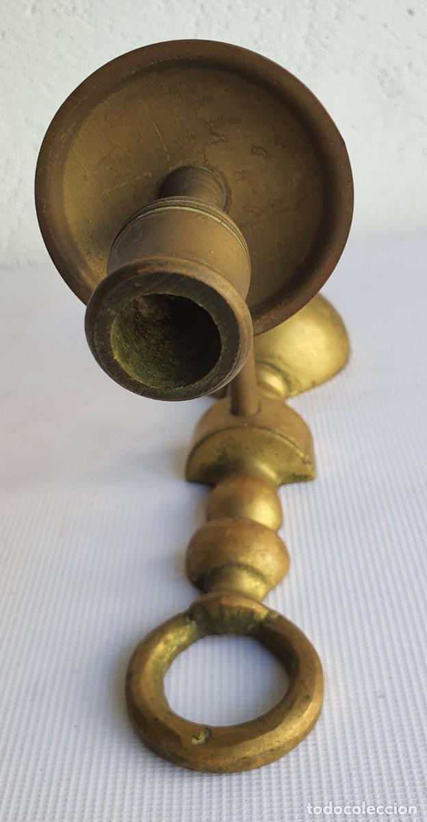 Vintage: APLIQUE DE PARED PARA VELA EN BRONCE - Foto 2