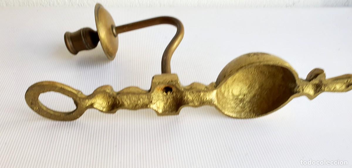Vintage: APLIQUE DE PARED PARA VELA EN BRONCE - Foto 4