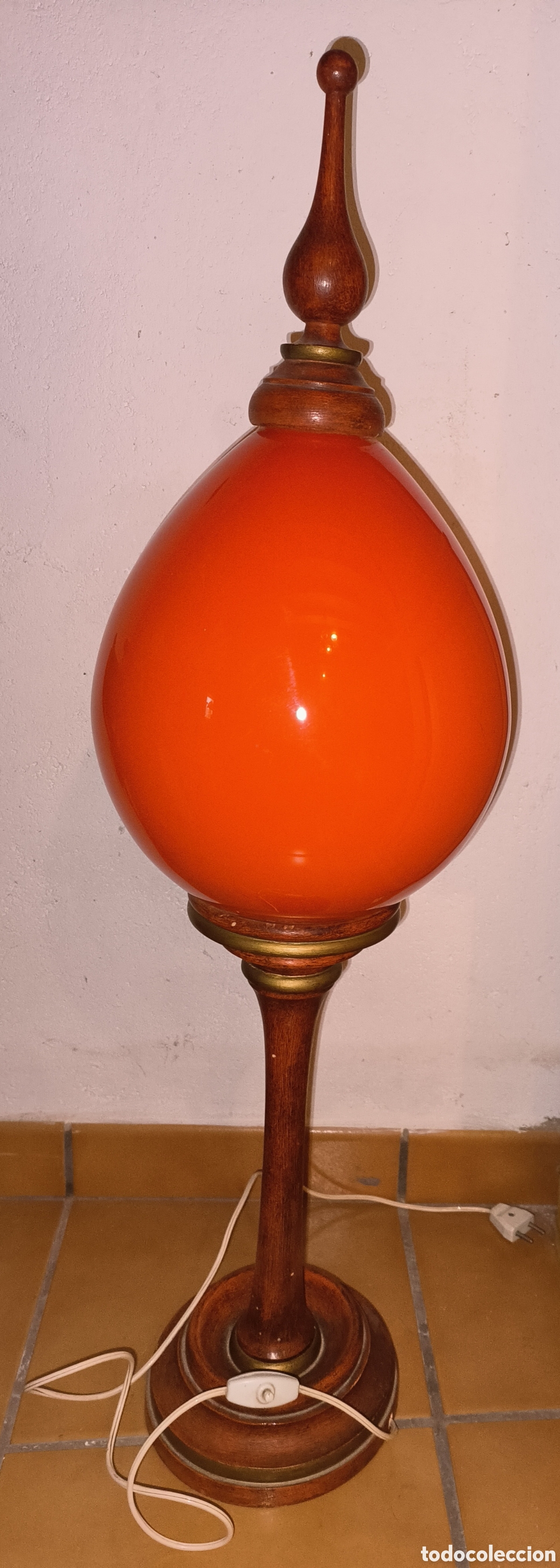 Vintage: L&aacute;mpara de opalina naranja y madera - Foto 11