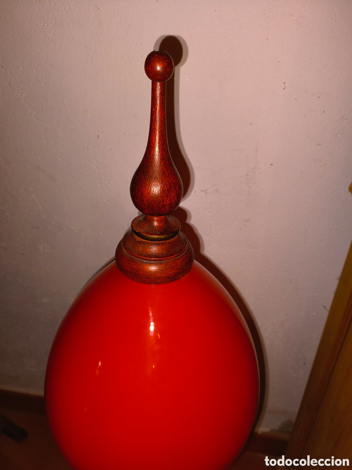 Vintage: L&aacute;mpara de opalina naranja y madera - Foto 2