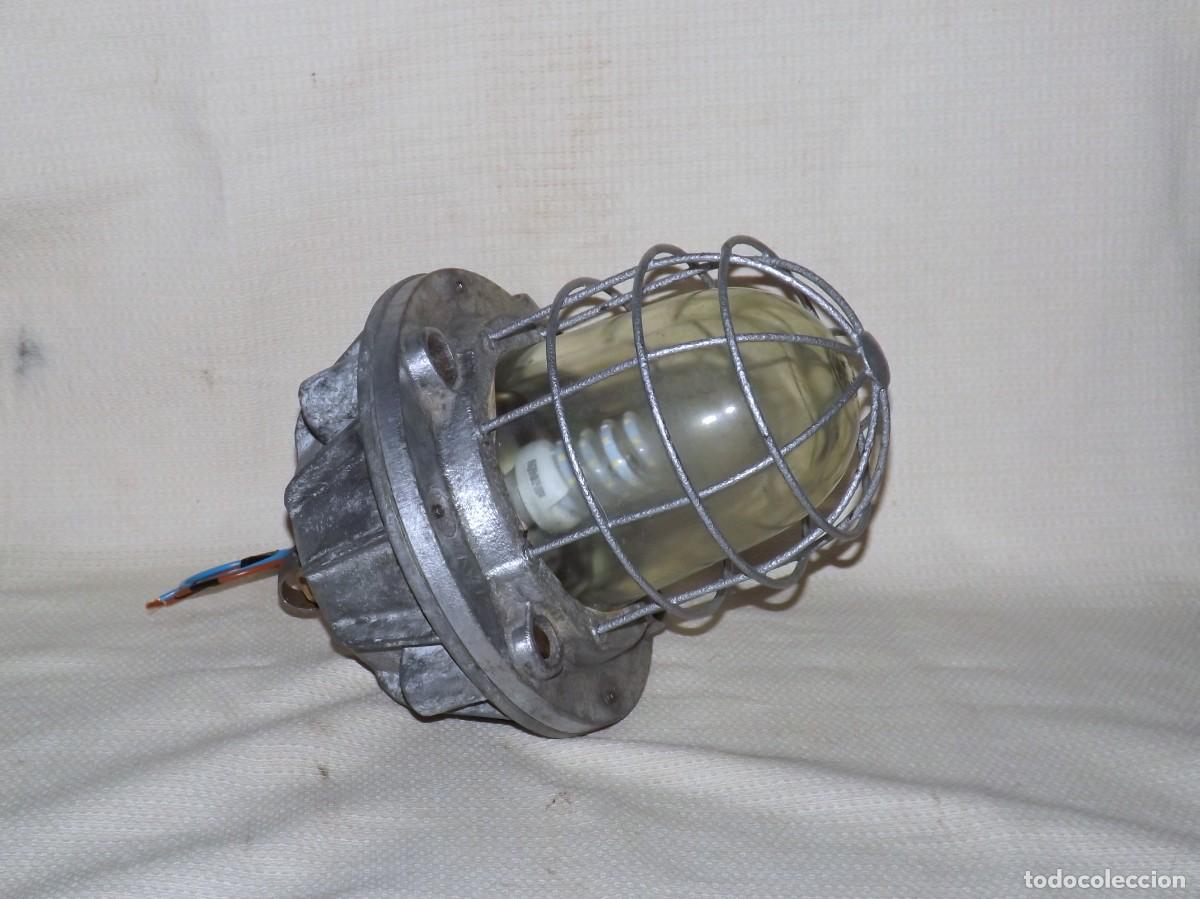 Vintage: LAMPARA, FAROL INDUSTRIAL TIPO BUNKER O BARCO - Foto 5