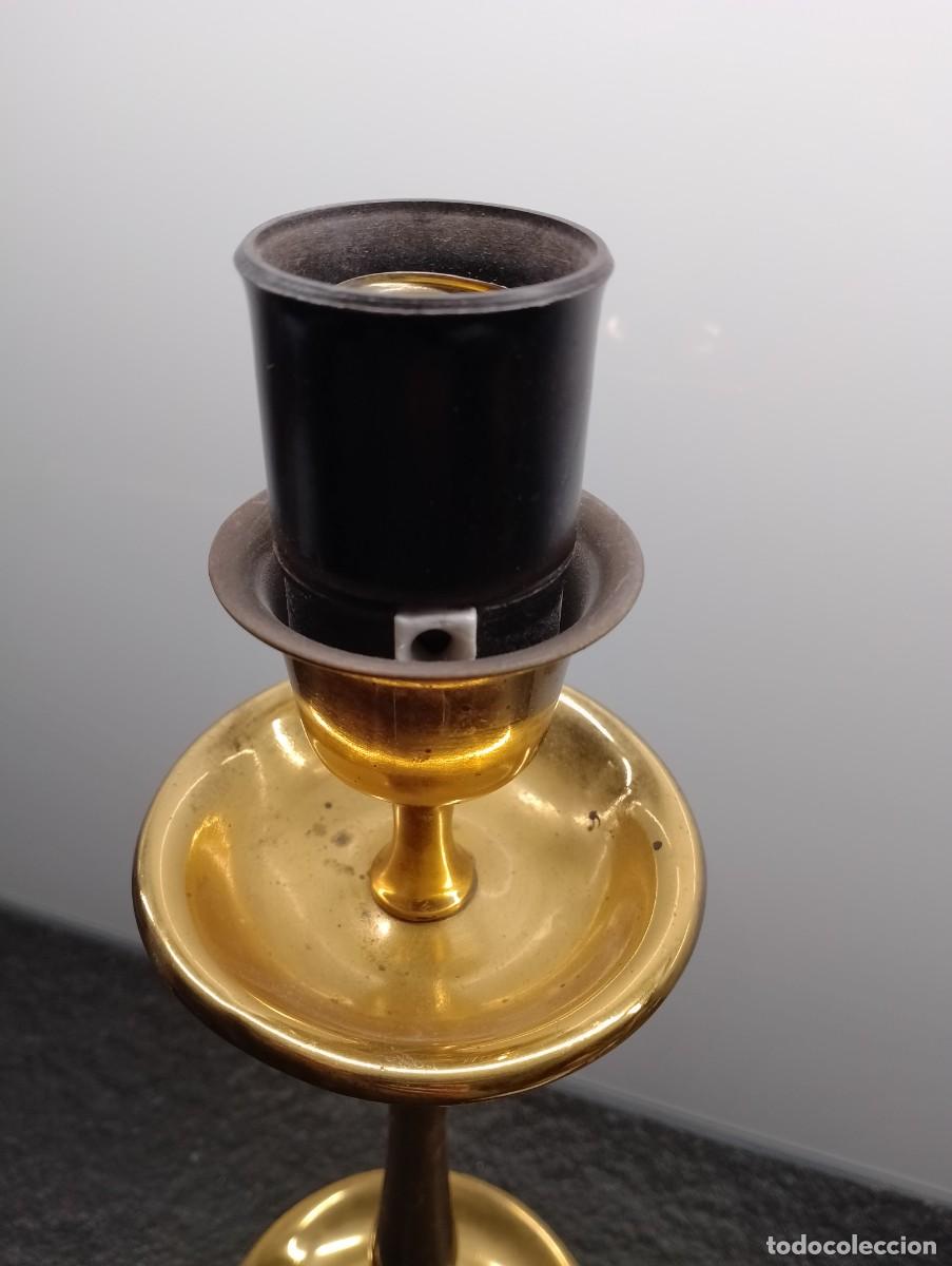 Vintage: L&aacute;mpara de sobremesa de bronce y lat&oacute;n - Foto 4