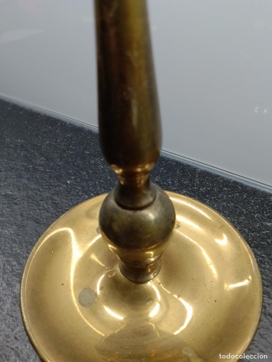Vintage: L&aacute;mpara de sobremesa de bronce y lat&oacute;n - Foto 5