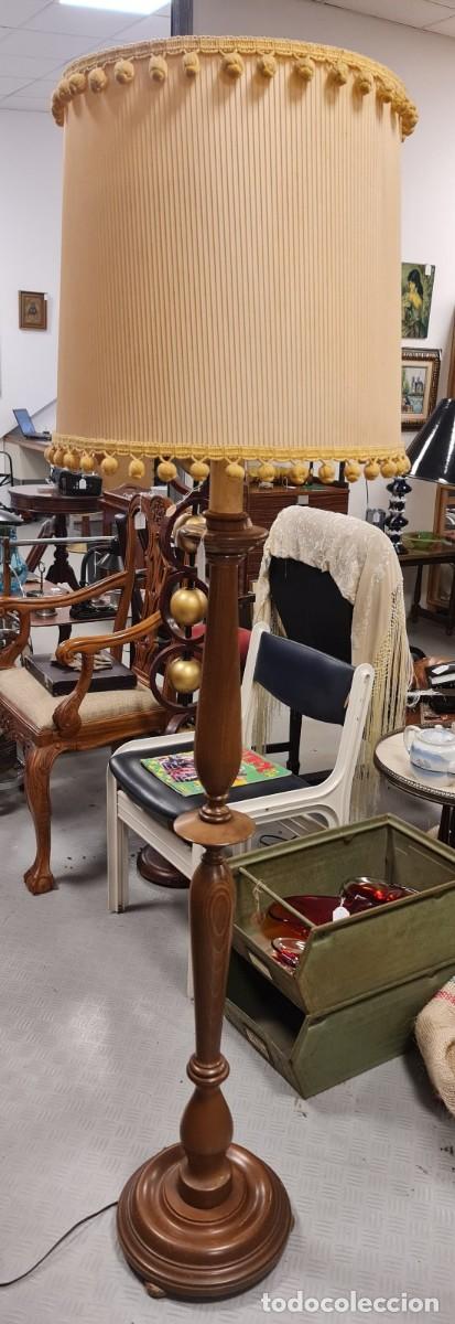 Vintage: Lampara de pie de madera - Foto 3