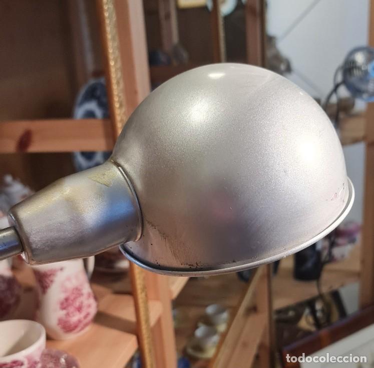 Vintage: Flexo aluminio con pinza de sujeci&oacute;n. - Foto 4