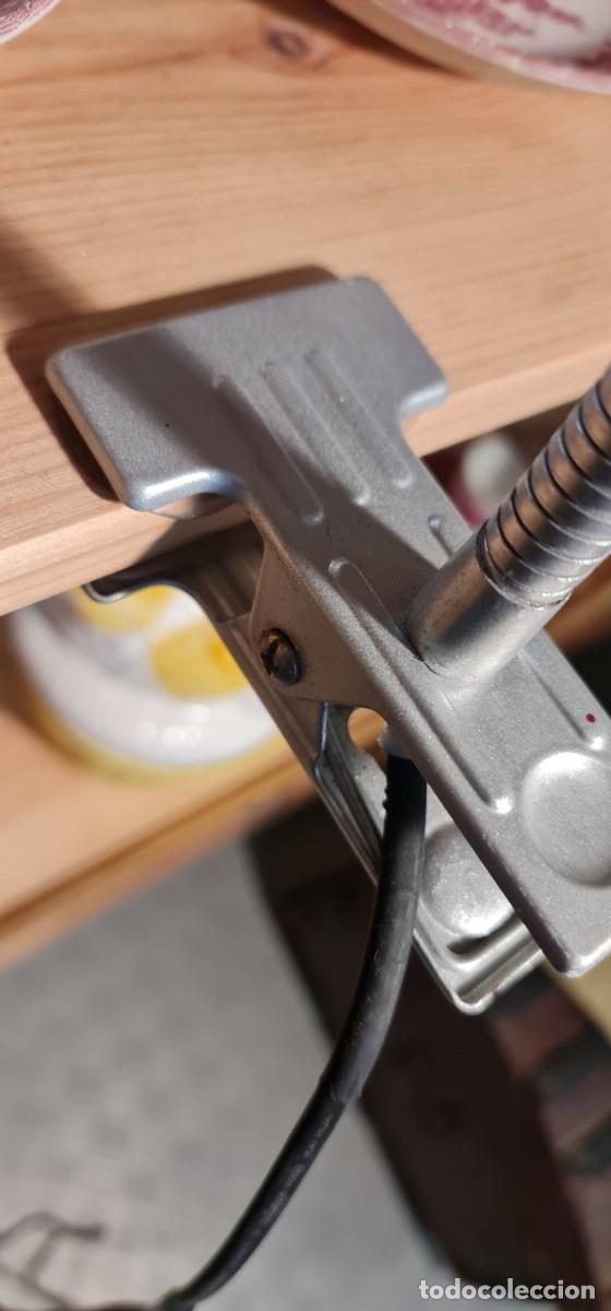 Vintage: Flexo aluminio con pinza de sujeci&oacute;n. - Foto 5
