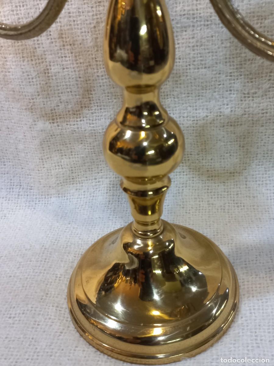 Vintage: CANDELABRO DORADO (lat&oacute;n) tres velas - Foto 5