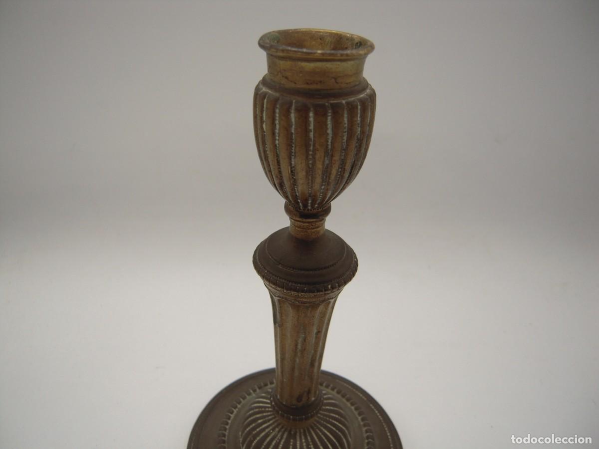 Vintage: candelabro de bronce o laton - Foto 3