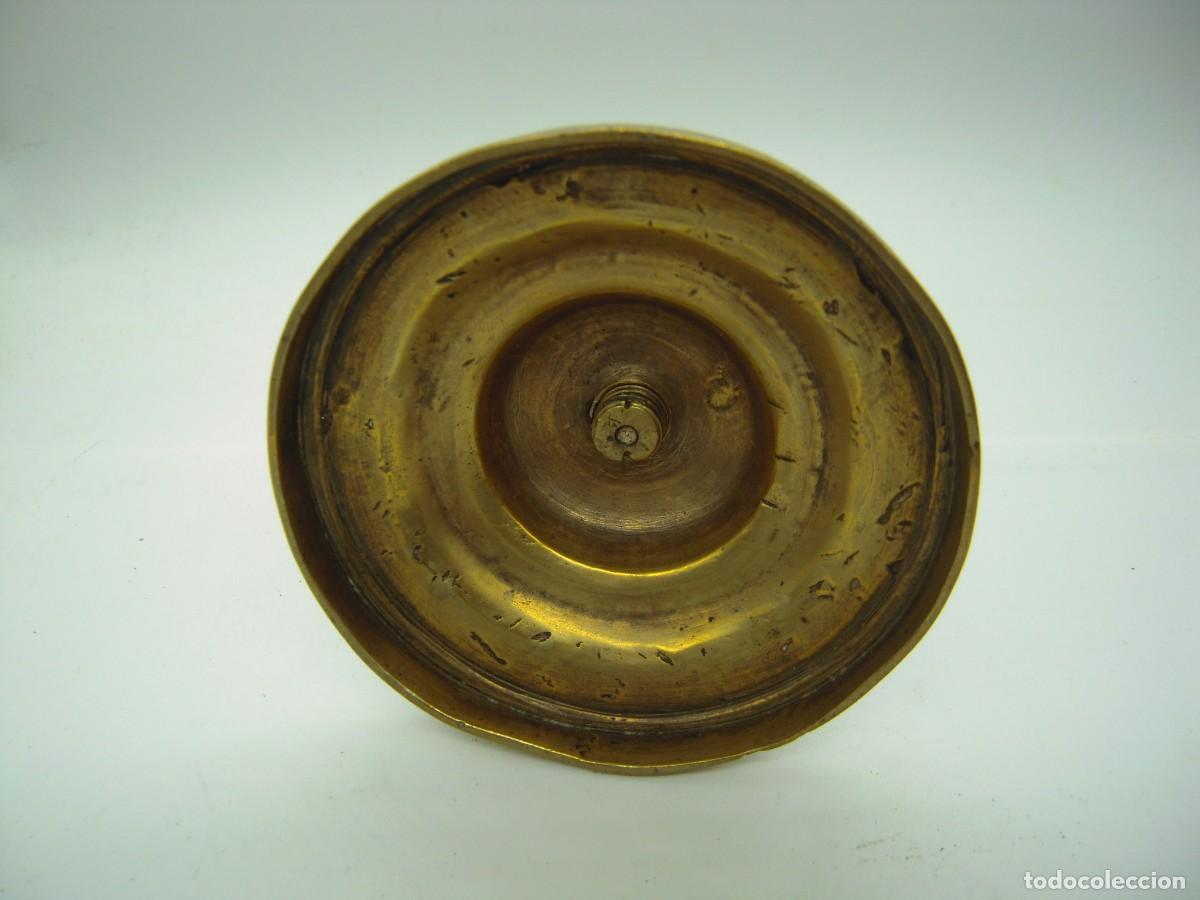 Vintage: candelabro de bronce o laton - Foto 4