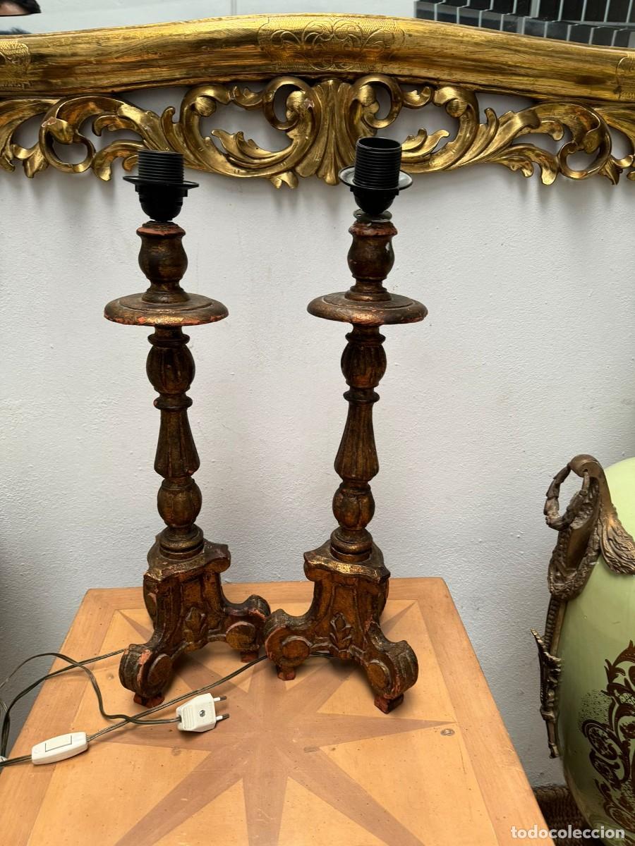 Vintage: Pareja de candelabros de madera convertidos en l&aacute;mpara - Foto 1