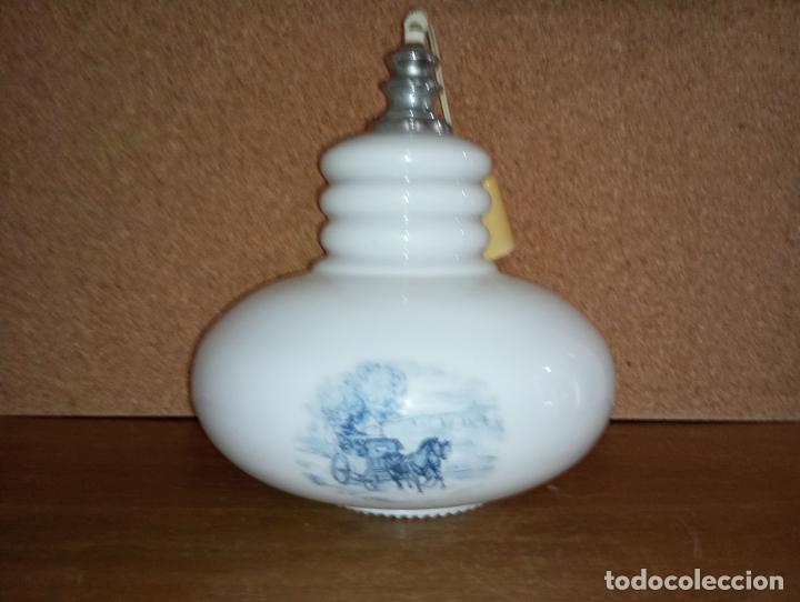 Vintage: Bonita Lampara de techo opalina vintage - Foto 7