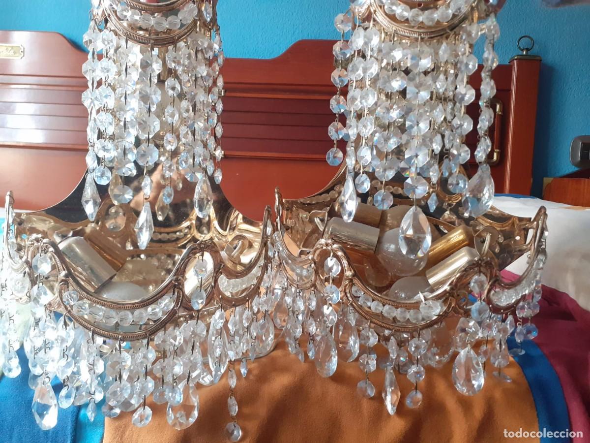 Vintage: Dos apliques de cristal de roca y lat&oacute;n - Foto 1
