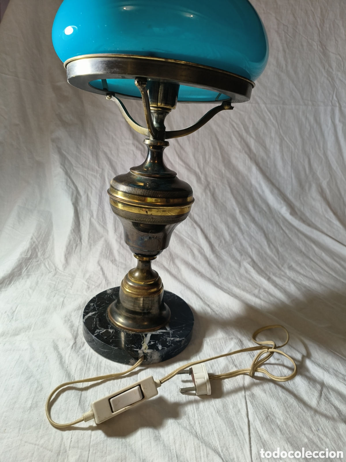 Vintage: L&aacute;mpara quinqu&eacute; opalina azul - Foto 9