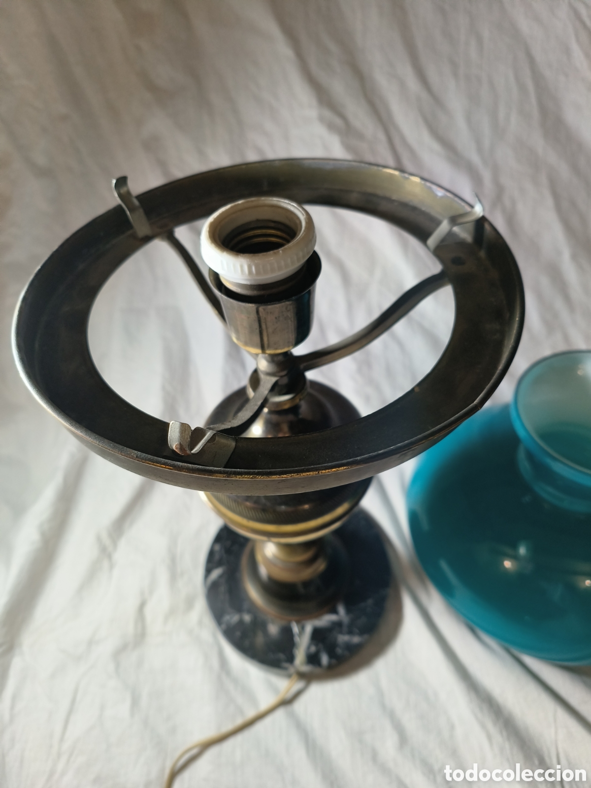 Vintage: L&aacute;mpara quinqu&eacute; opalina azul - Foto 13