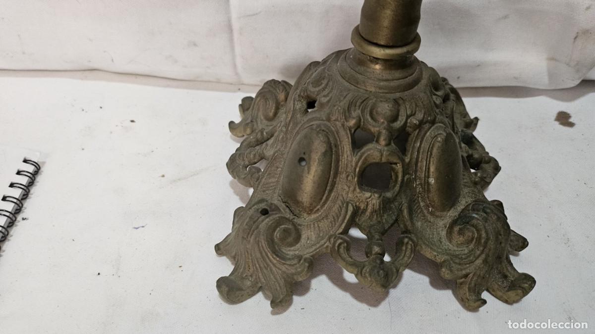 Vintage: candelabro de metal antiguo - Foto 2