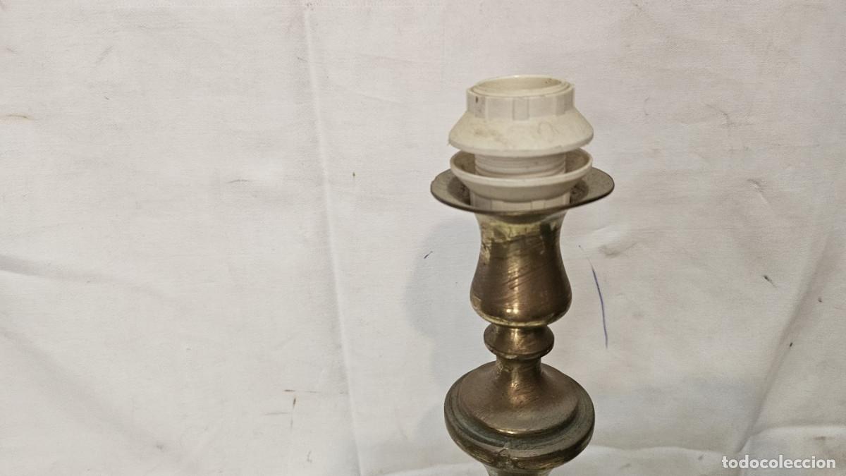Vintage: candelabro de metal antiguo - Foto 2