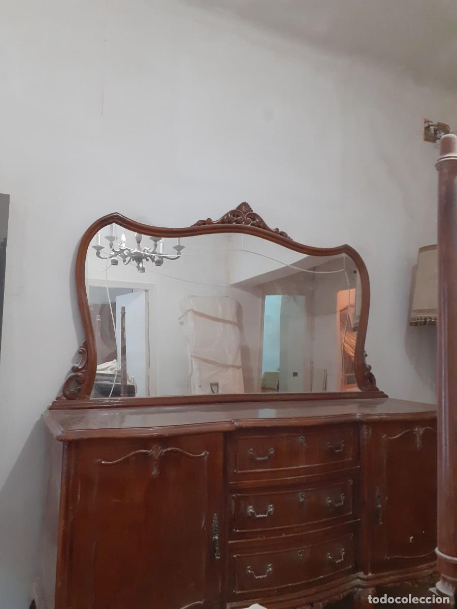 Vintage: L&aacute;mpara de bronce y muebles vintage - Foto 3